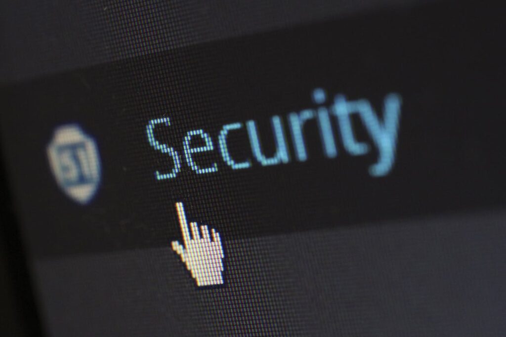 A Quick Guide to Choosing the Right Business Cybersecurity Solution